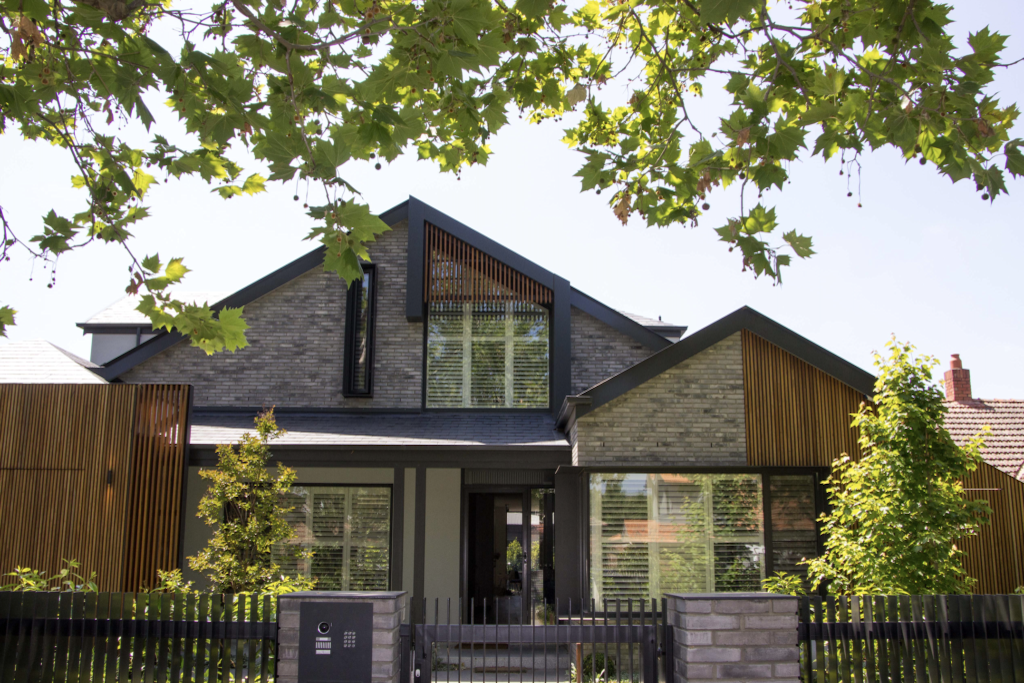 Housefront2-1024x683