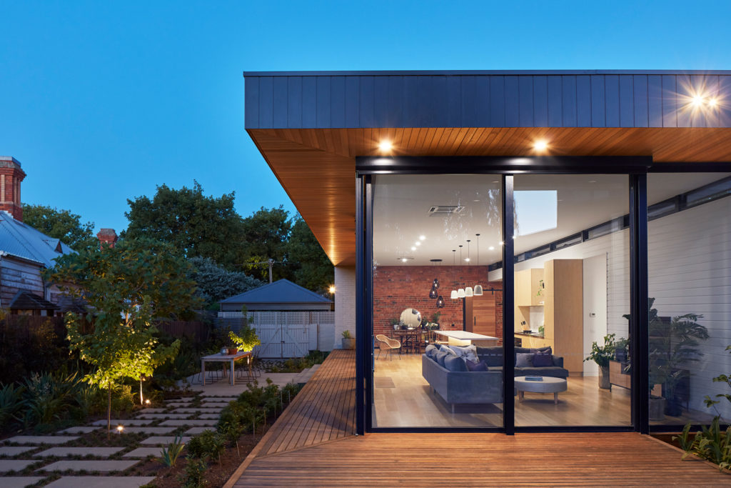 HurtleyConstruction AOL0607r WebRes-1024x683